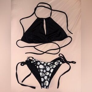 Black Skull Print Bikini Set